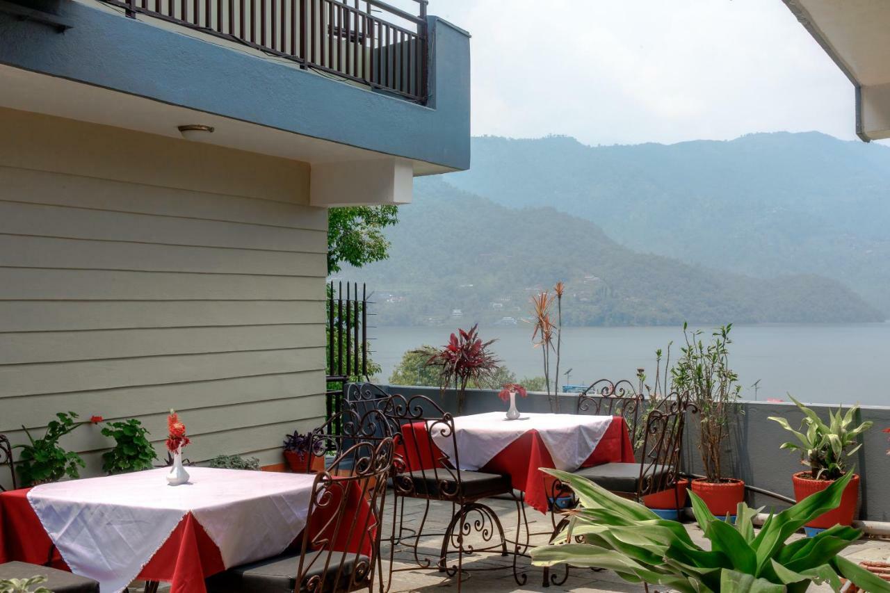 Hotel Peace Plaza Pokhara Exterior foto