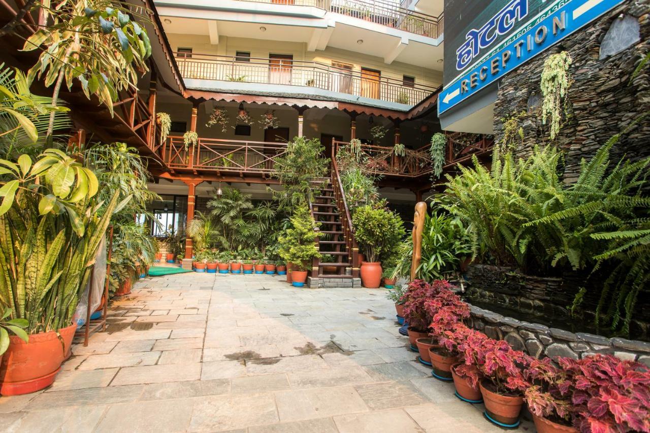 Hotel Peace Plaza Pokhara Exterior foto
